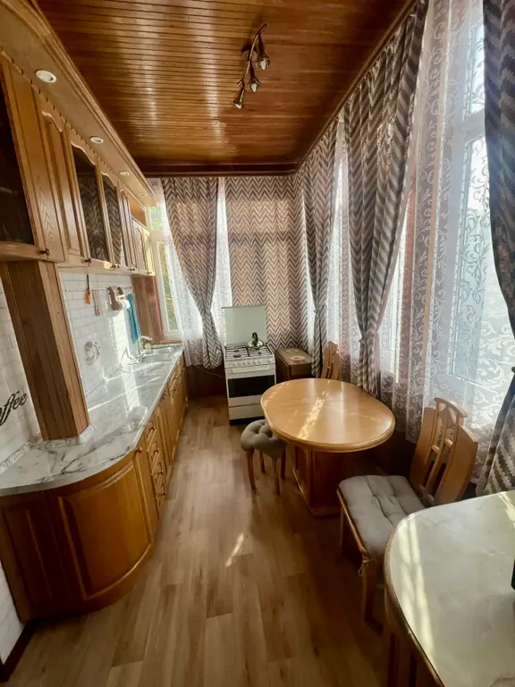 Уютная квартира в центре набережной — аренда посуточно в Ялта