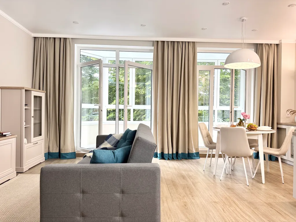 Квартира 70 кв. м. в новом доме на Леонова