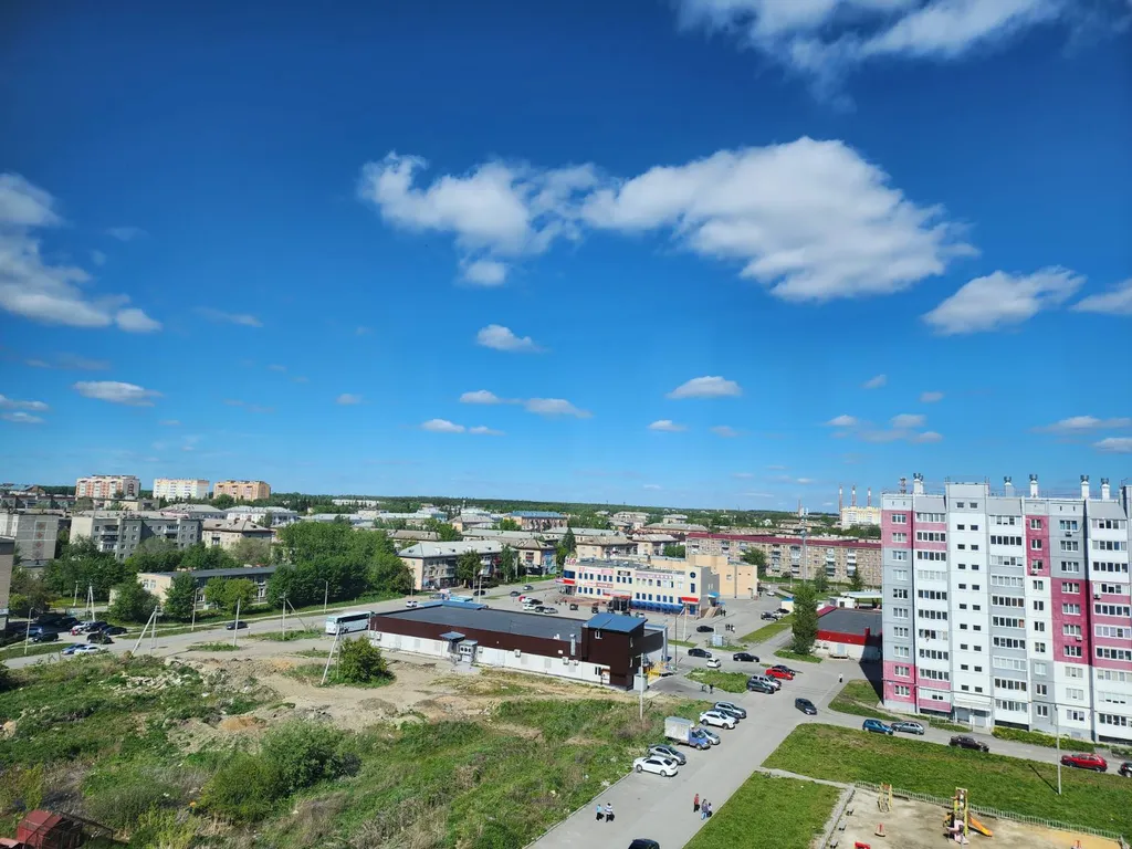 Уютная двухкомнатная квартира с видом на город