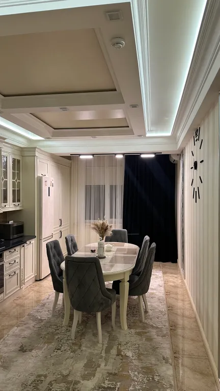 Уютная квартира в центре города с видом на море