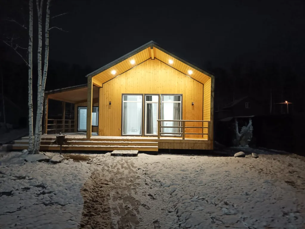 Коттедж Уютный дом с баней на дровах — аренда посуточно в Кировск (Ленинградская область)