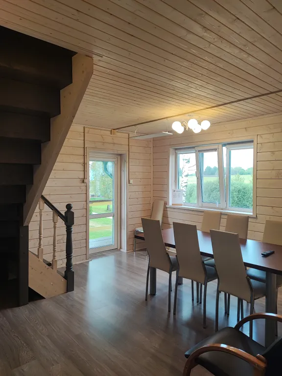 Просторный деревянный коттедж, половина дома, 2 этажа 2Л