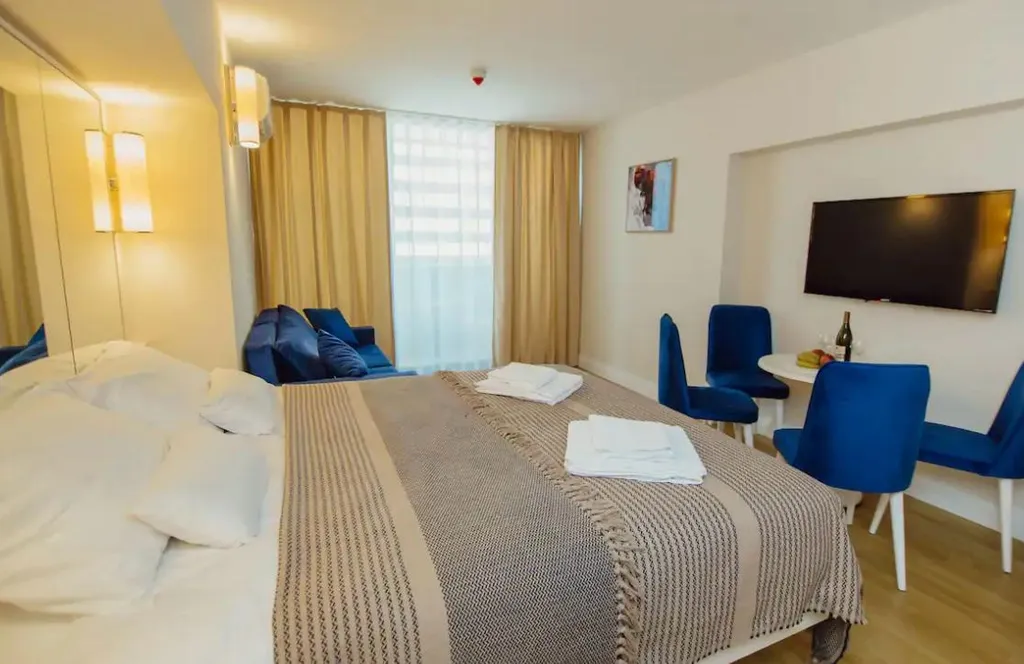 Orbi city view 13-32