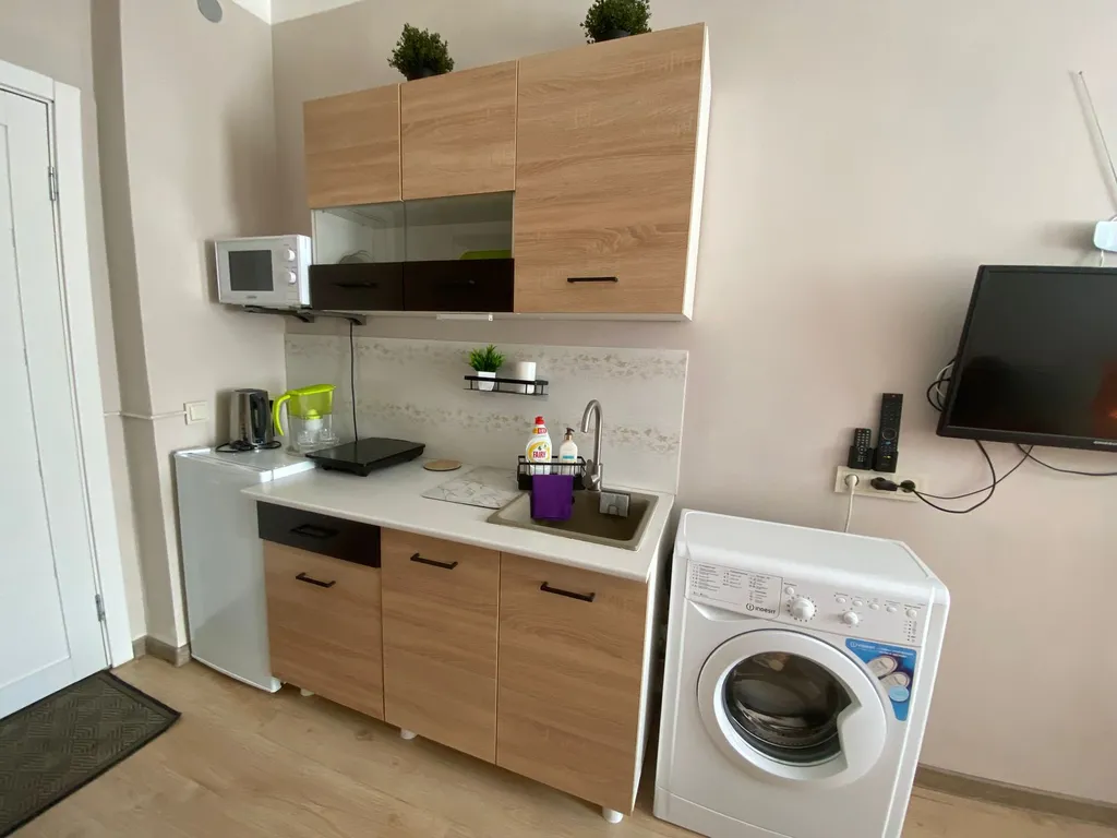 Комната в общежитии коридорного типа