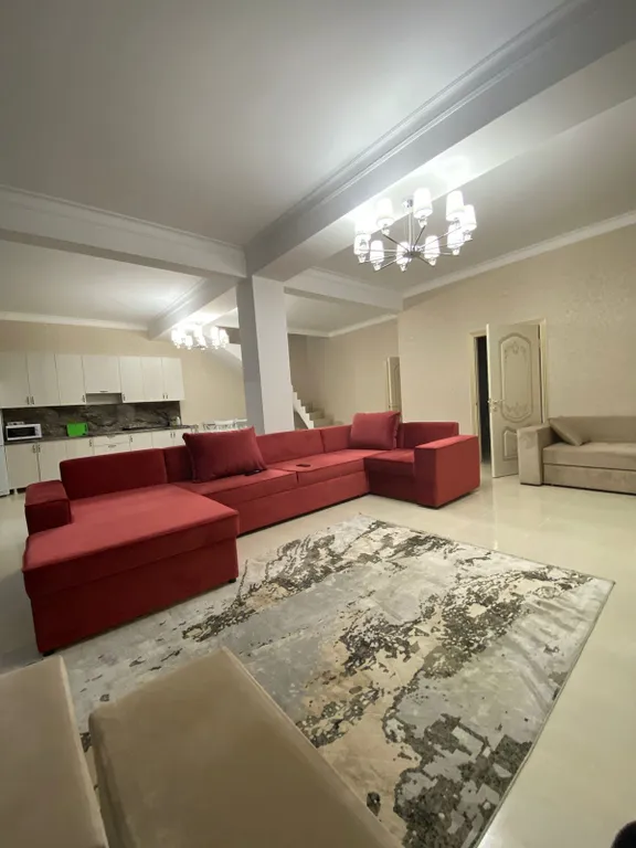 Уютный двухэтажный дом с видом на море