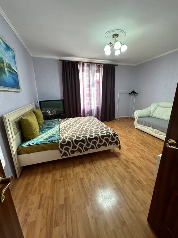 Большая 3-х комнатная квартира для командировочных и гостей города — аренда посуточно в Выкса