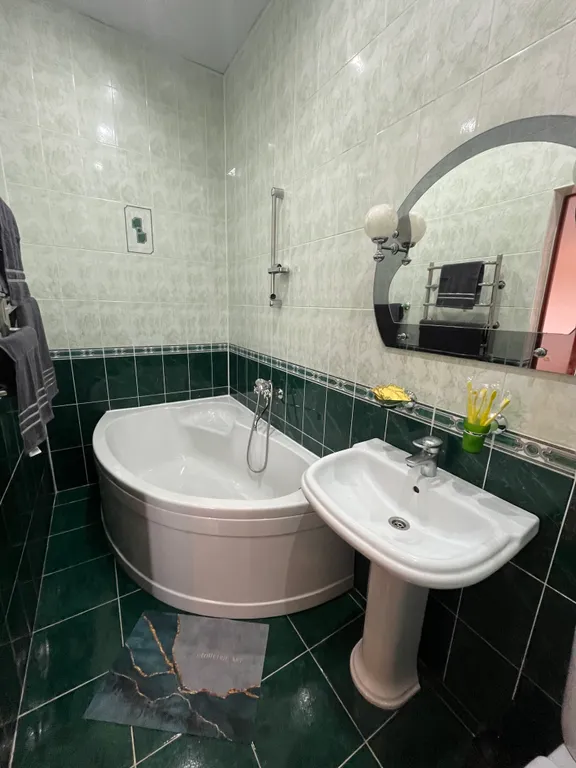 Дом с баней в уютном месте