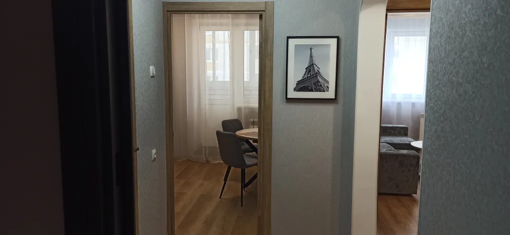 Уютная квартира со свежим ремонтом в спальном районе недалеко от центра