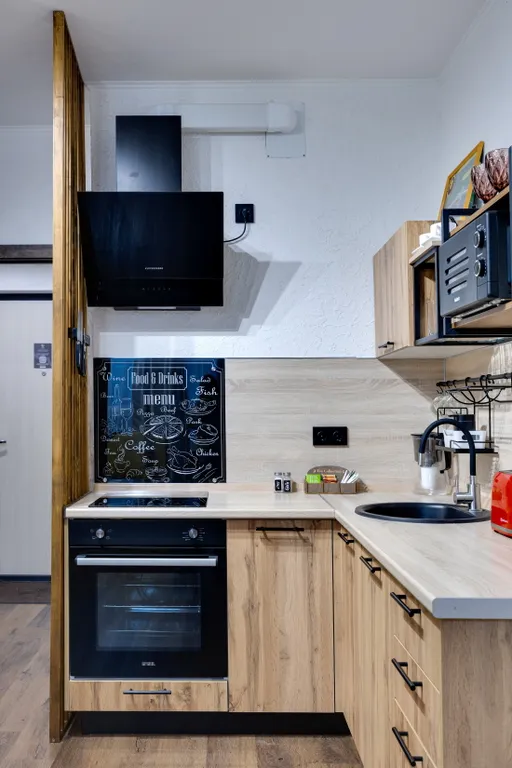 Супер студия Феррари вблизи ММКЦ Коммунарка и Арена Плэй