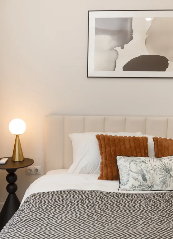 Стильная квартира в новостройке с видом на парк и море