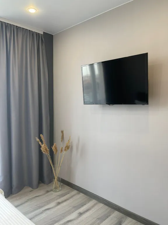 Новый апартамент с красивым видом из окна