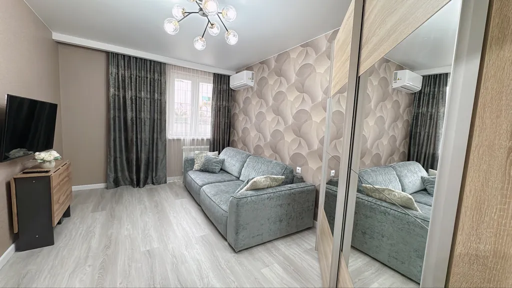 Квартира Квартира Для большой семьи, двухкомнатная, с видом на бассейн и море — Адлер