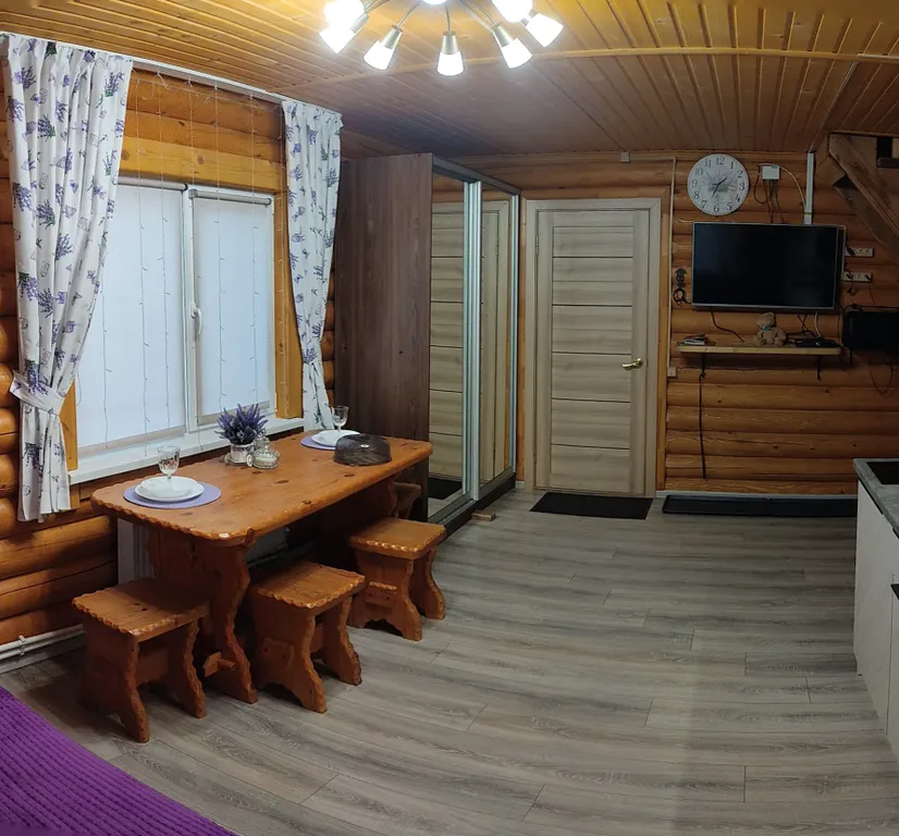 Дом Прованс в лесу