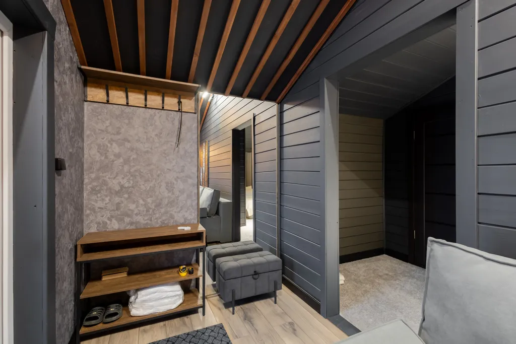 Загородный дом Loft lodge на берегу реки Ангара