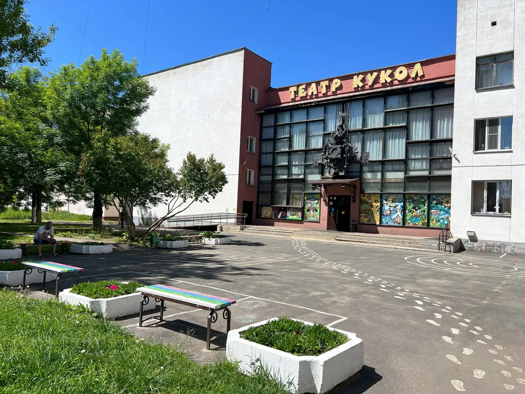 Большая трехкомнатная квартира центр