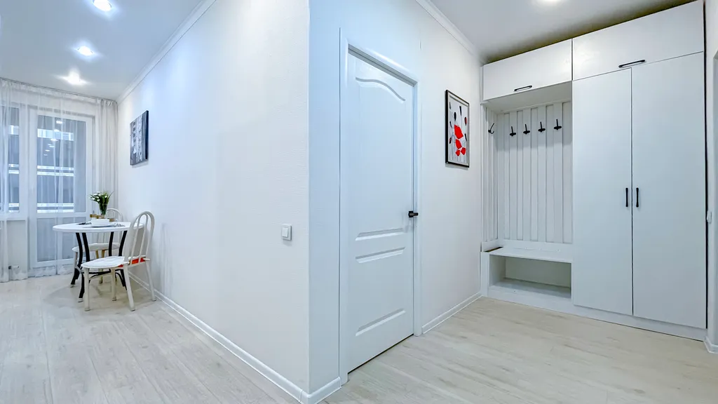 Квартира находится в центре в жилом комплексе атлант