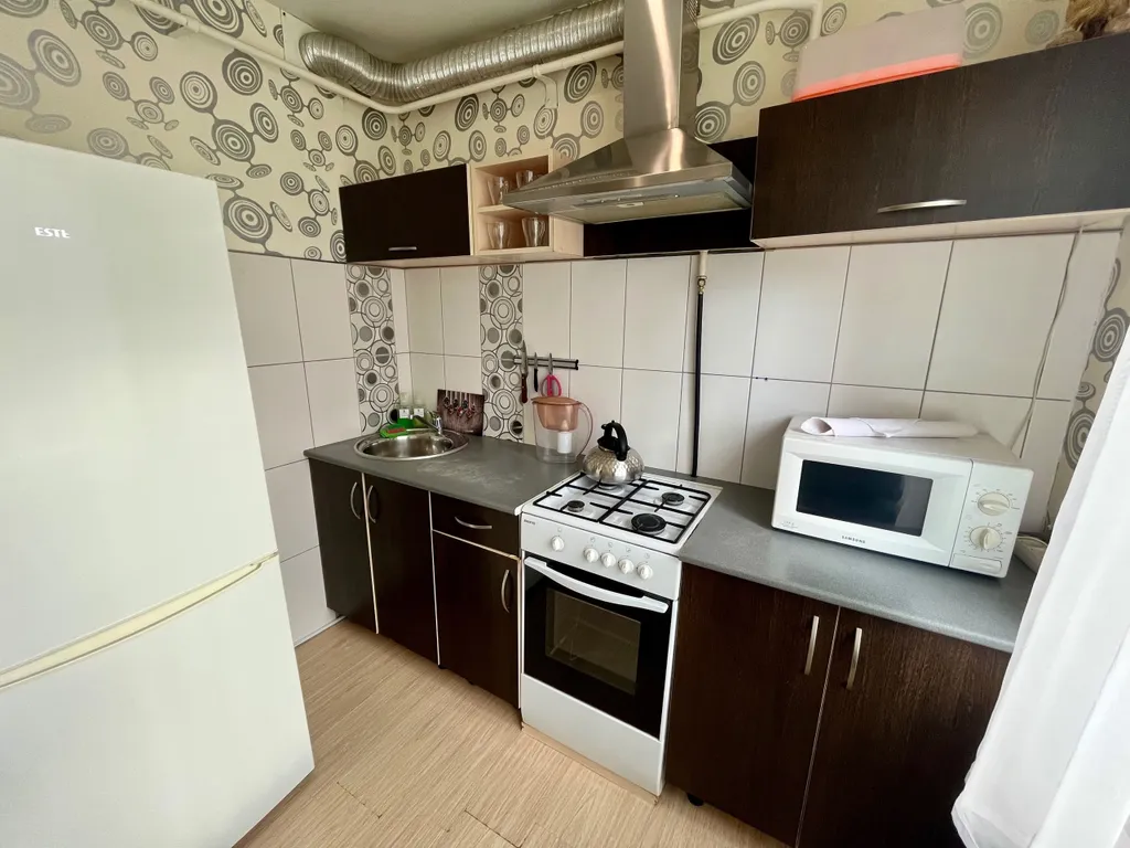 Однокомнатная люкс класса в районе ДК Металлургов