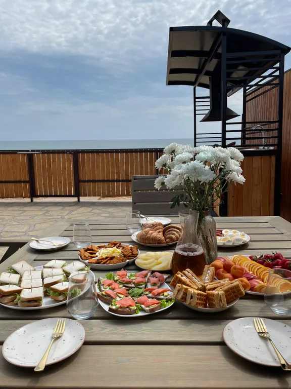 Дом на первой береговой линии