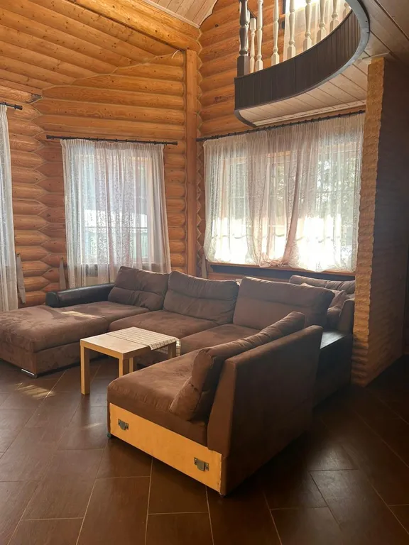 2-этажный деревянный коттедж