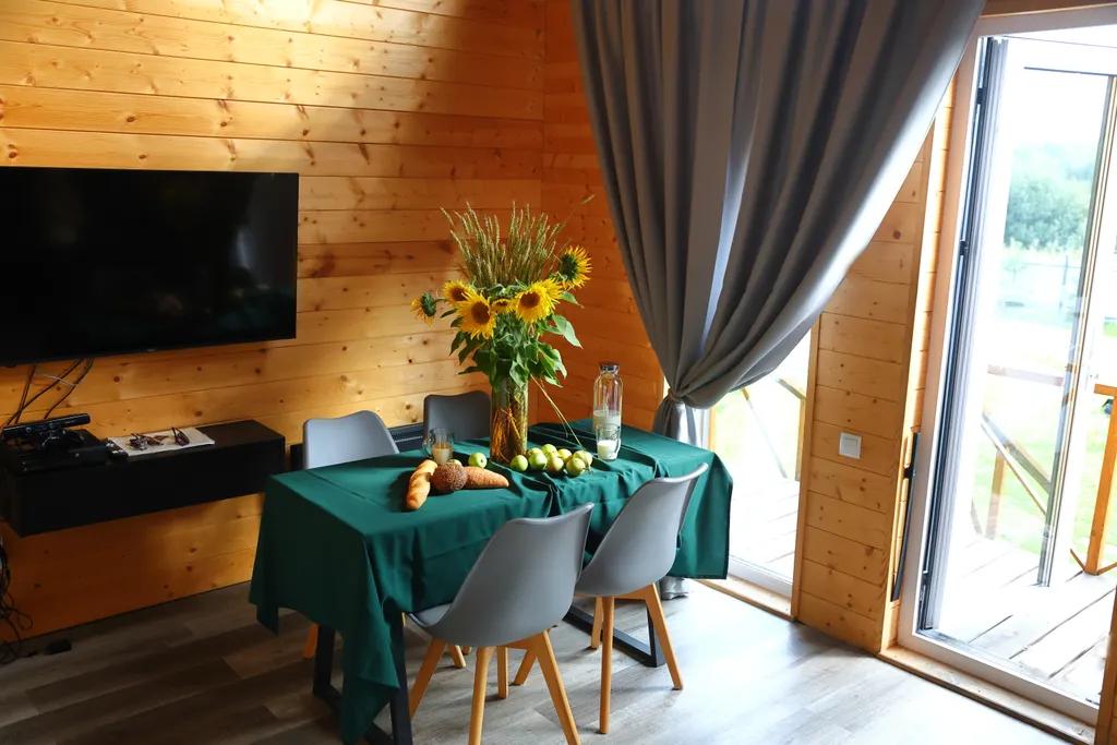 Уютный дом, дом-баня, банный чан,вид на лес рядом с сосновым бором