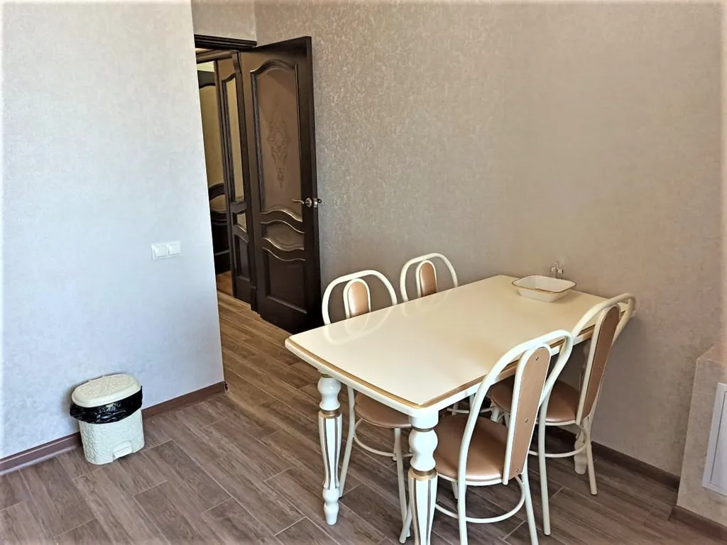 Анти-Отель на 2 чел. 1комн.кв. 10этаж, код-76