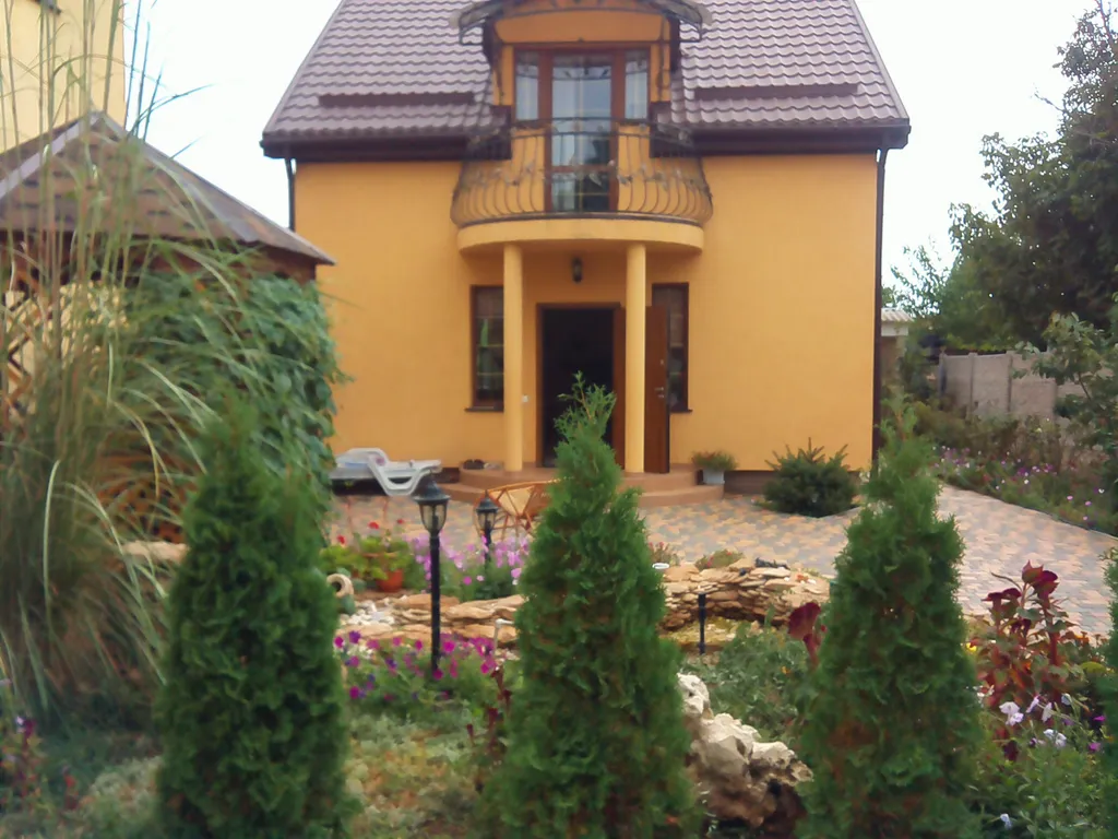 Коттедж возле моря  для семейного отдыха — аренда посуточно в Саки