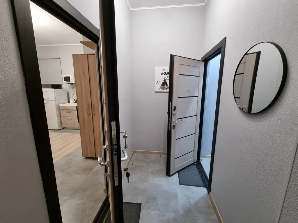 Уютная студия около ТРЦ Галерея