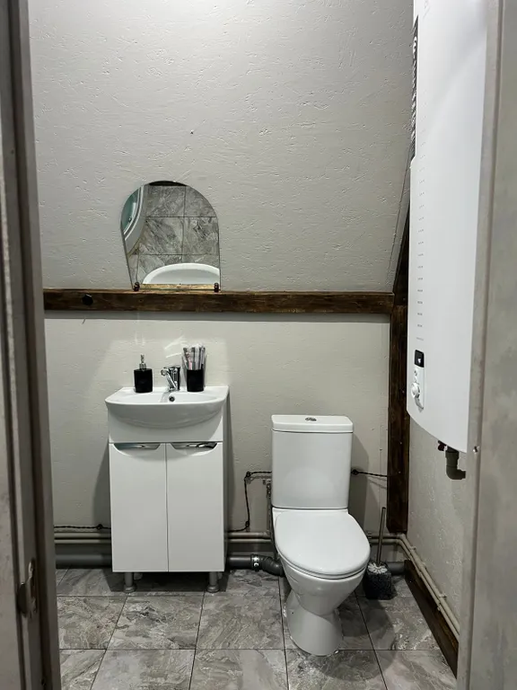 Уютный коттедж в живописной горной долине