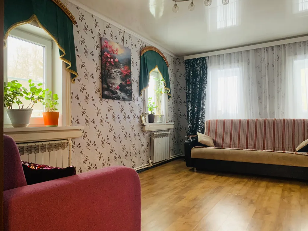 Дом с баней и с видом на Волгу