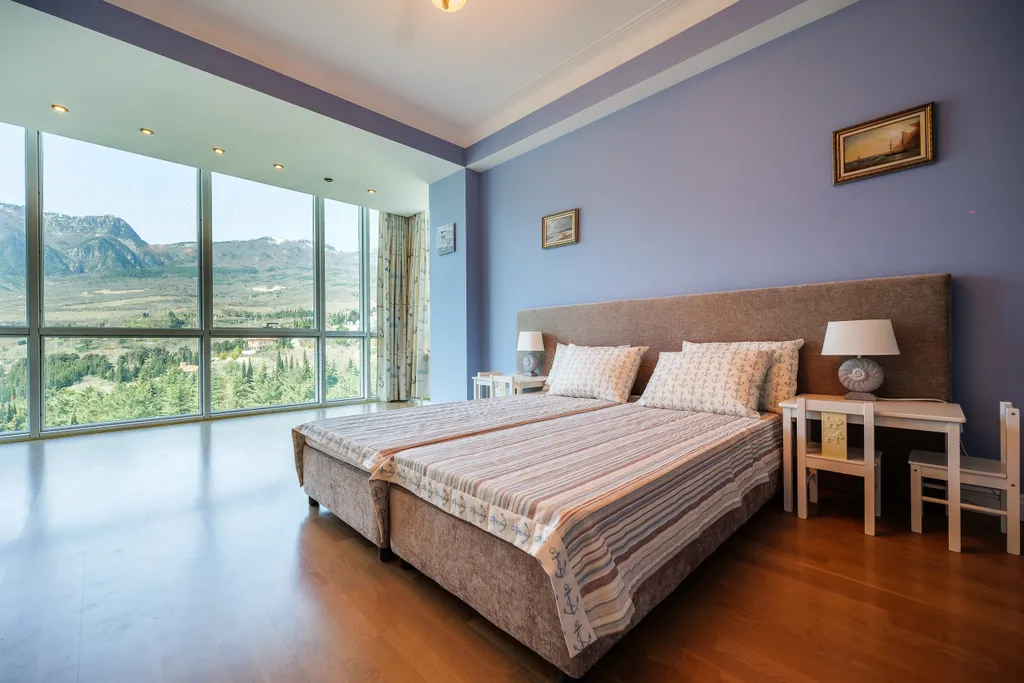 Большая видовая квартира в комплексе Шато Ришелье