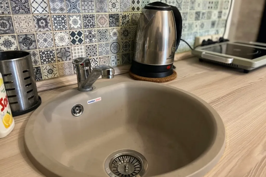 Двухместная студия вблизи станции метро "Студенческая"