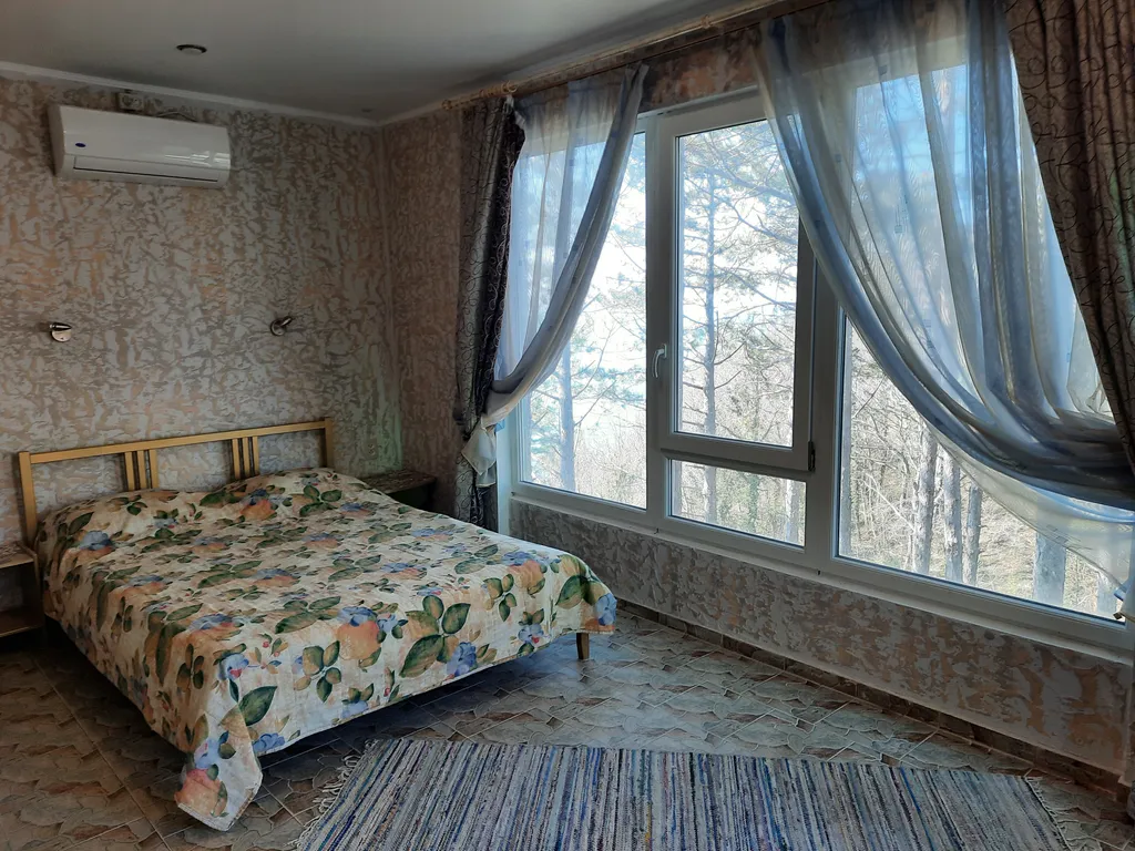 Коттедж Коттедж с видом на море в сосновом лесу — Гизель-Дере