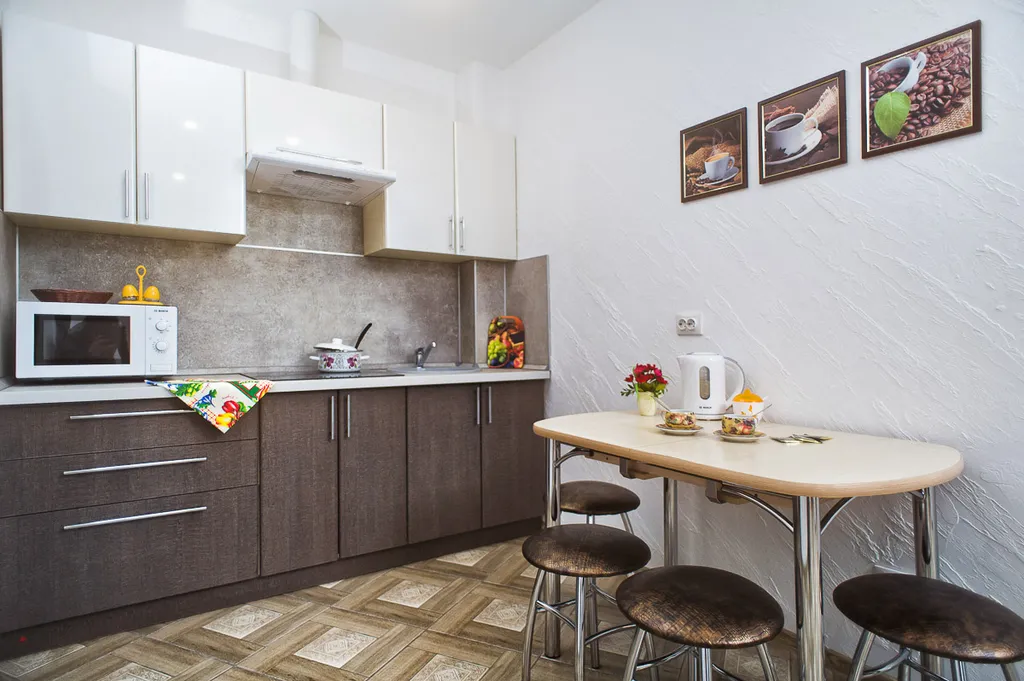 Двухкомнатная квартира с изолированными комнатами рядом с зоопарком