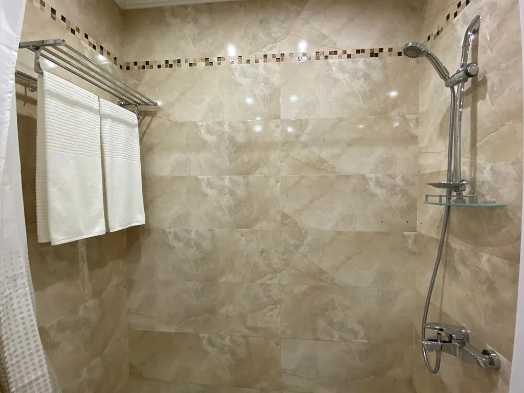 Квартира Отличная, уютная, современная 2-ком. квартира у моря — Анапа