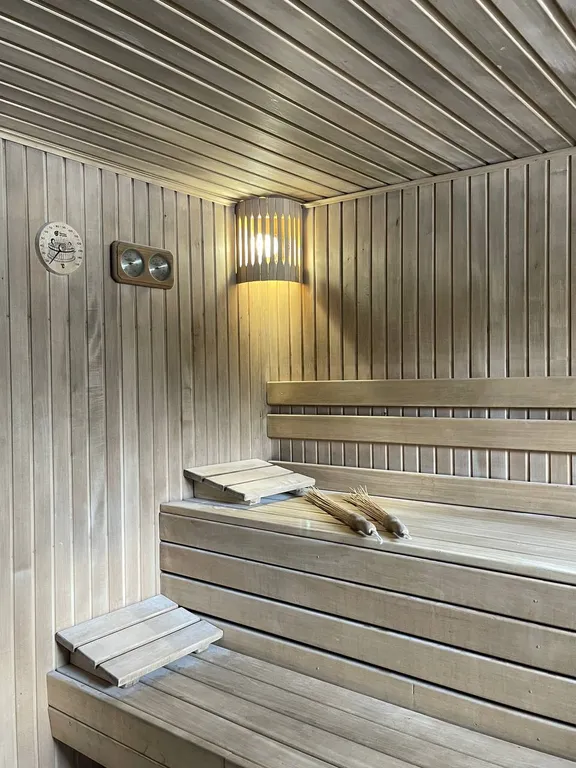 Уютный загородный дом с баней и бассейном