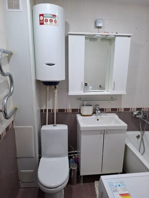 Квартира Уютная 1-комнатная квартира в центре поселка — Артёмовский