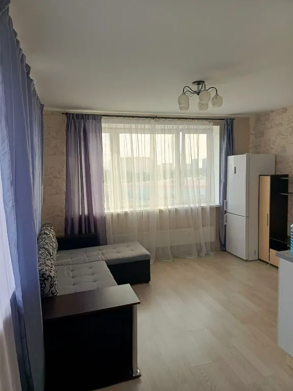 Квартира ColorApartments. Городские сирени — аренда посуточно в Королёв