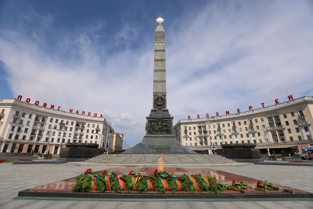 Квартира Квартира Тихий центр у метро ЦУМ, заезд 24/7 - 5 мин метро пл. Я.Коласа — Минск