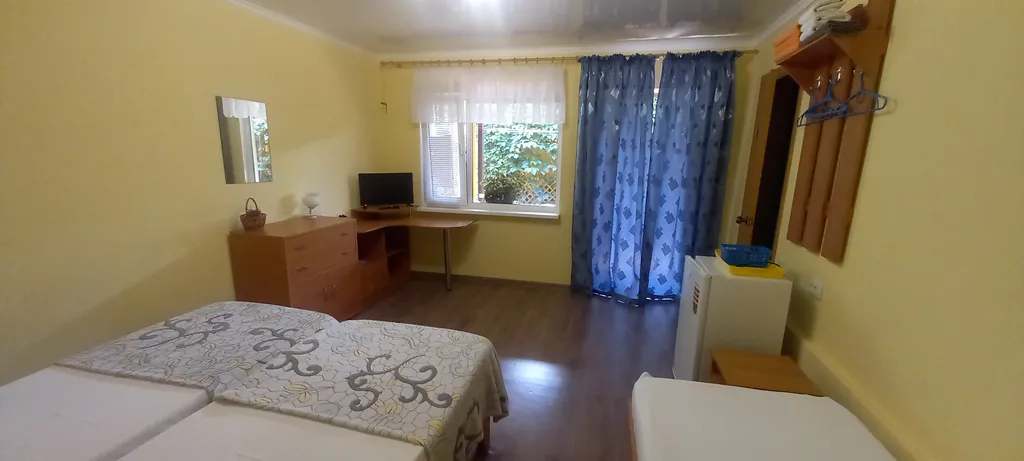 Комната для 3х гостей со всеми удобствами (вентилятор)