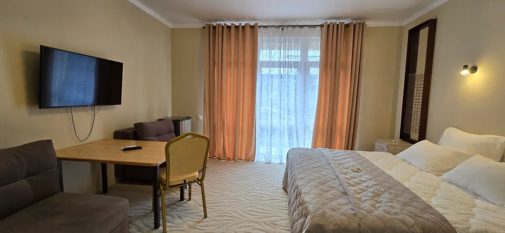 Люкс с панорамным видом на чёрное море и балконом