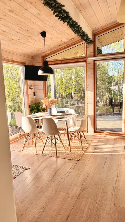 Коттедж Новый дом с баней и уличной джакузи — Ефимово