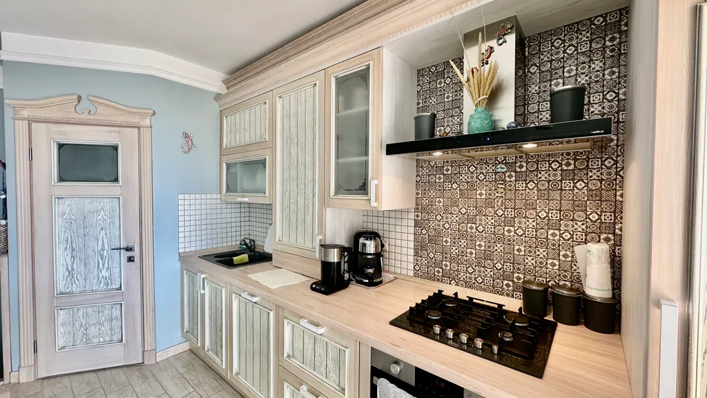 Квартира с панорамным видом на море