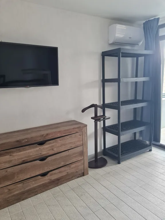 Прекрасная чистая комната в тихом и спокойном месте