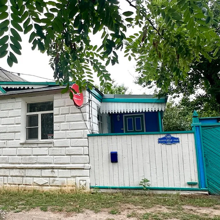 Коттедж Домик в лотосах (Основной дом) — аренда посуточно в Камызяк