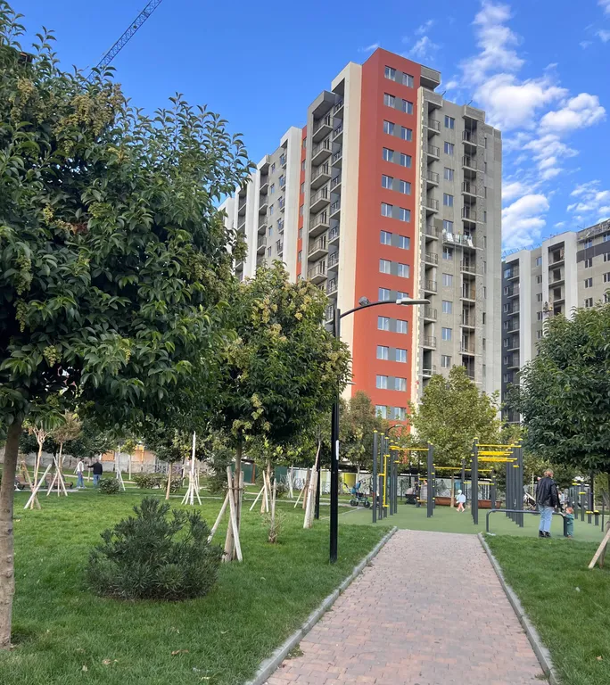 Olive Dream светлая квартира с балконом, Wi-Fi и видом на горы