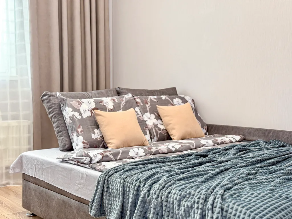 Абсолютно новая просторная евротрешка с двумя лоджиями