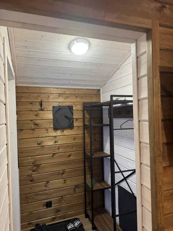 Коттедж Домик на поляне — Светлое