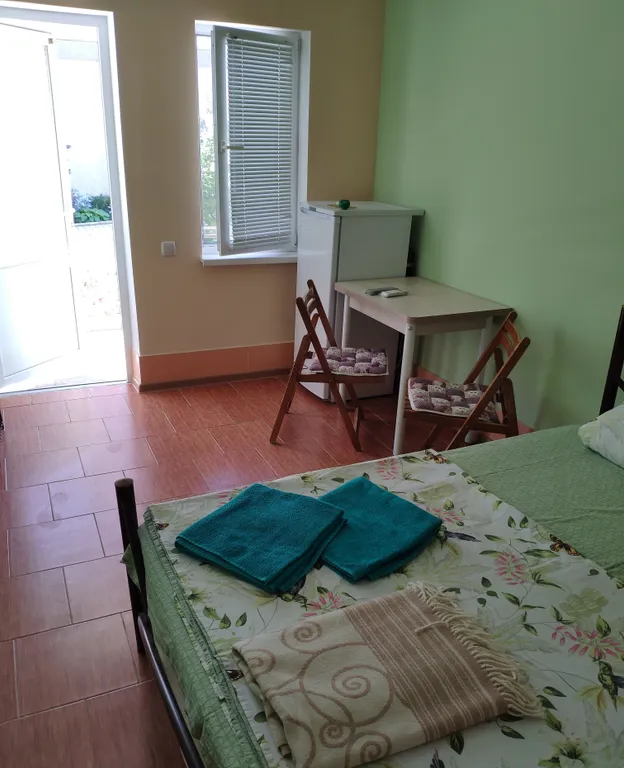 Квартира Комната — аренда посуточно в Береговое (Феодосия)