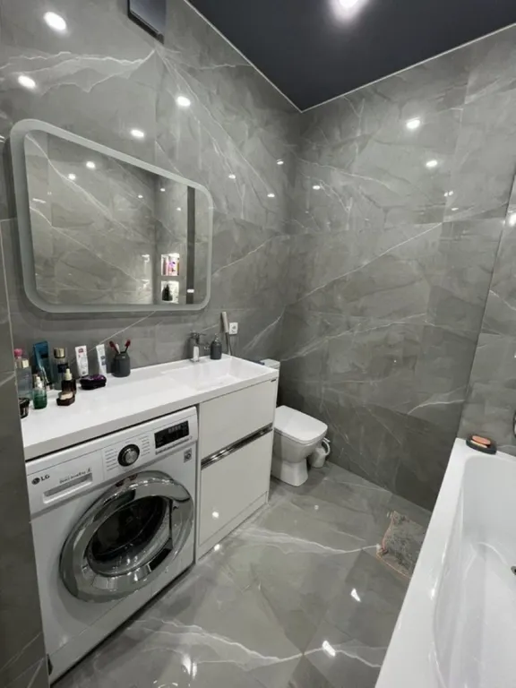 Квартира с дизайнерским ремонтом в элитной новостройке