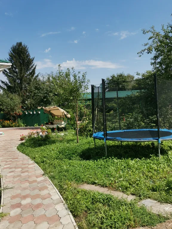 Дом с баней на берегу реки в 10 минутах от центра города